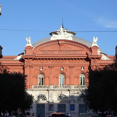 Al Teatro Rooms Bari Buitenkant foto